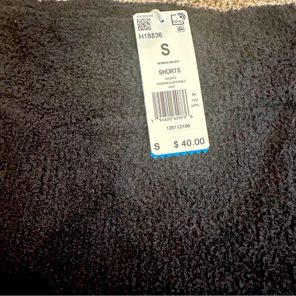 New ADIDAS Terry Cloth Shorts - Picture 8 of 8